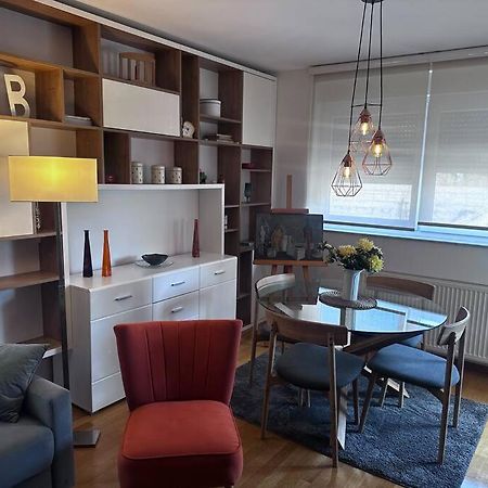 Apartman Pionirska Dolina SJJ Exterior foto