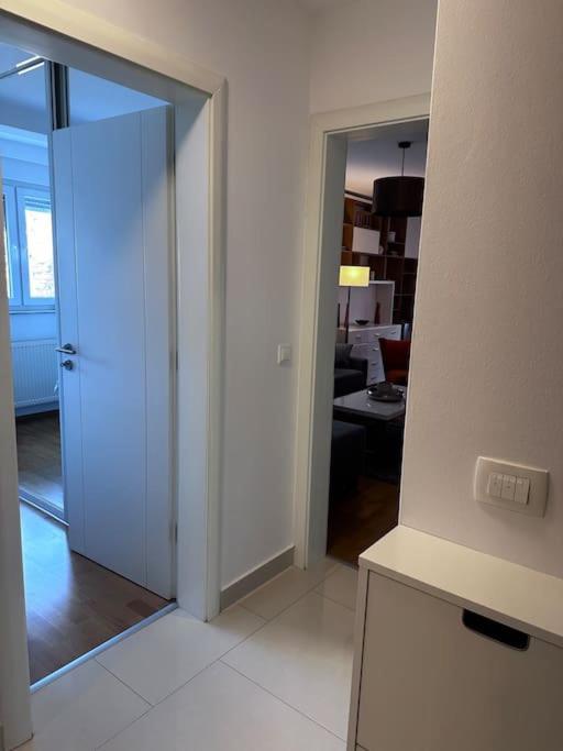 Apartman Pionirska Dolina SJJ Exterior foto
