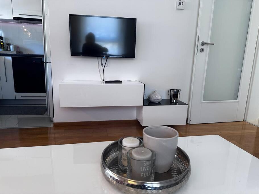 Apartman Pionirska Dolina SJJ Exterior foto