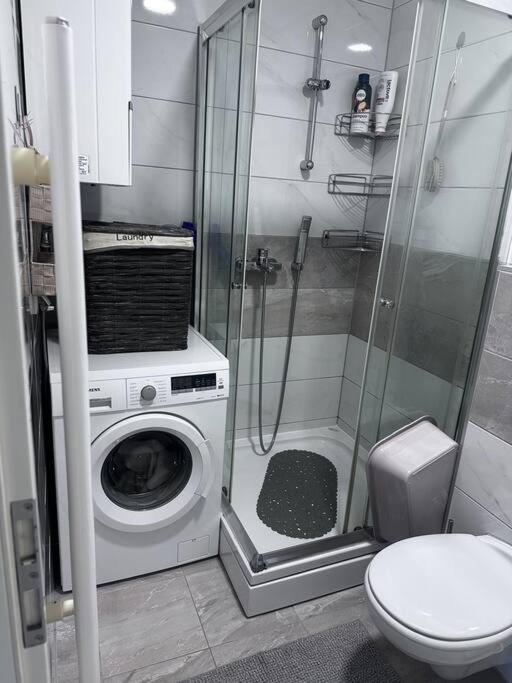 Apartman Pionirska Dolina SJJ Exterior foto